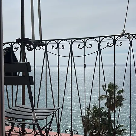 Sea Vibes House شقة إمبيريا